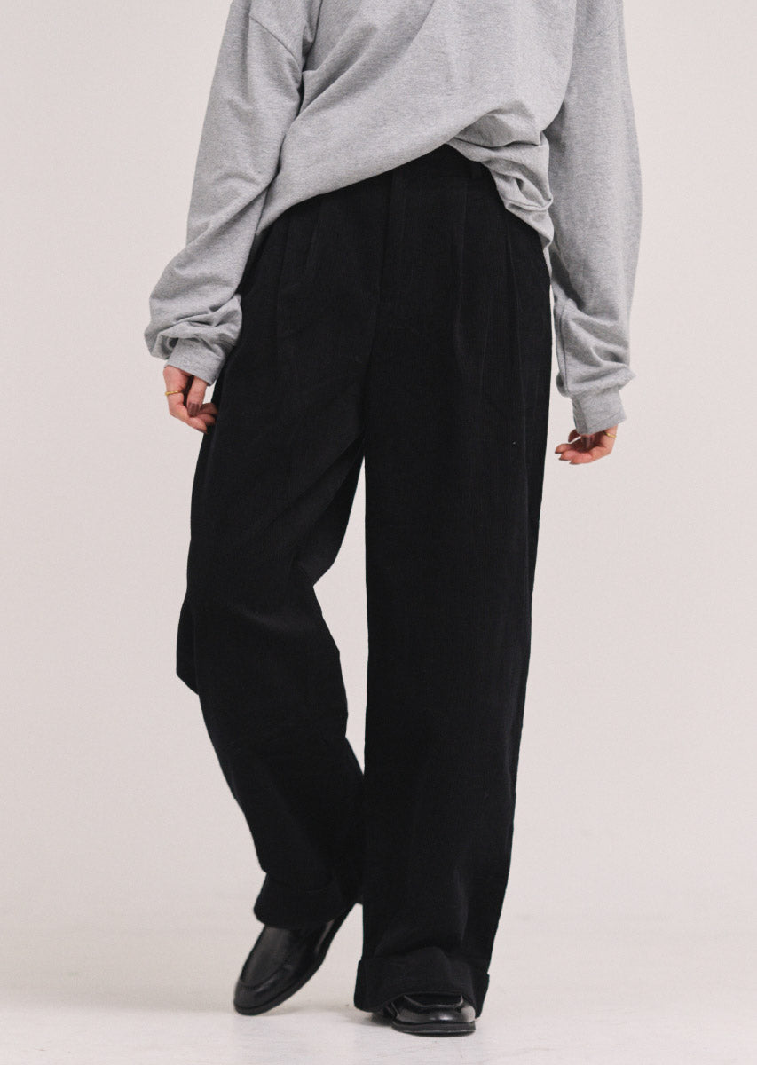 コーデュロイワイドパンツ