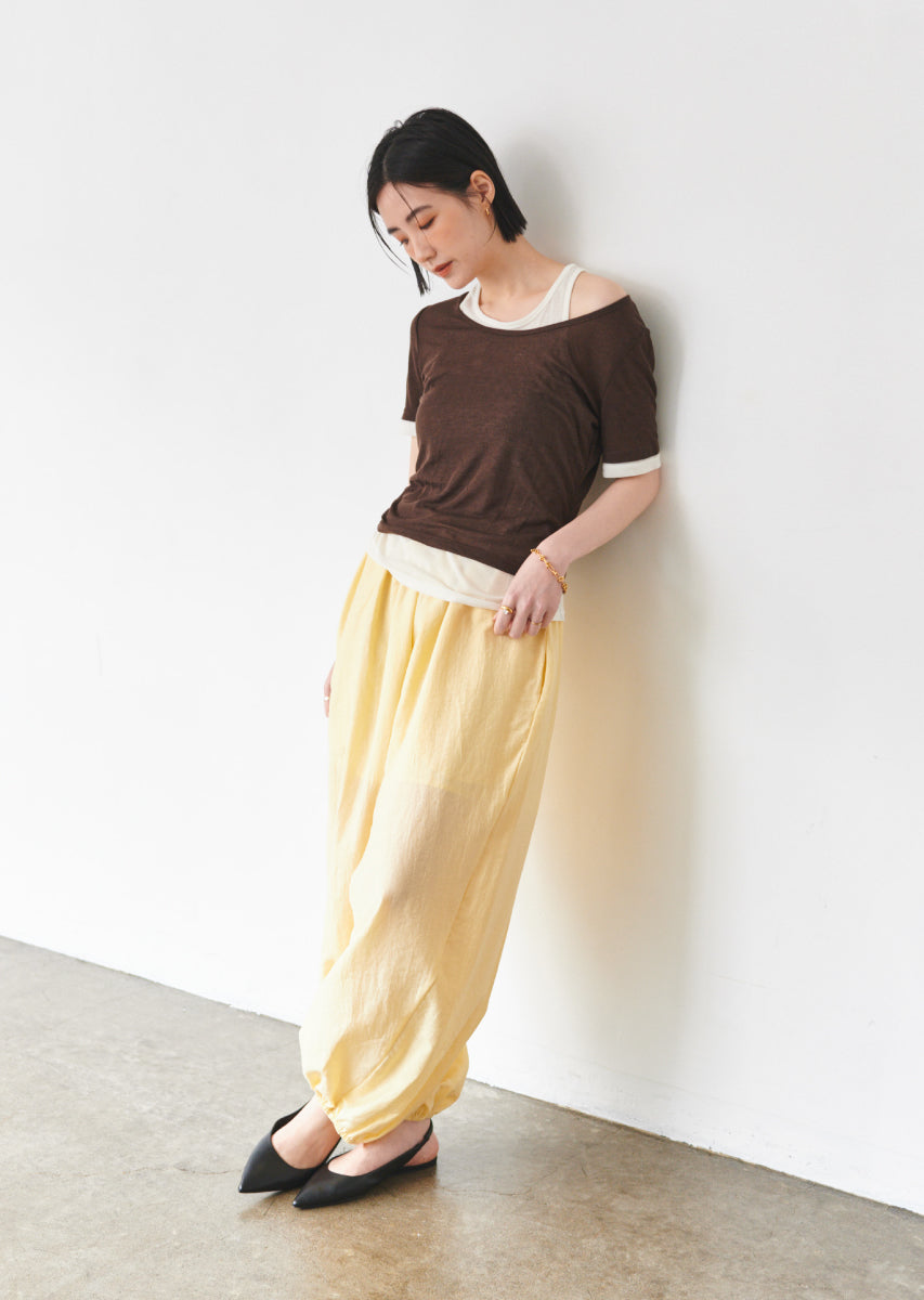 リラクシーボリュームタックパンツ