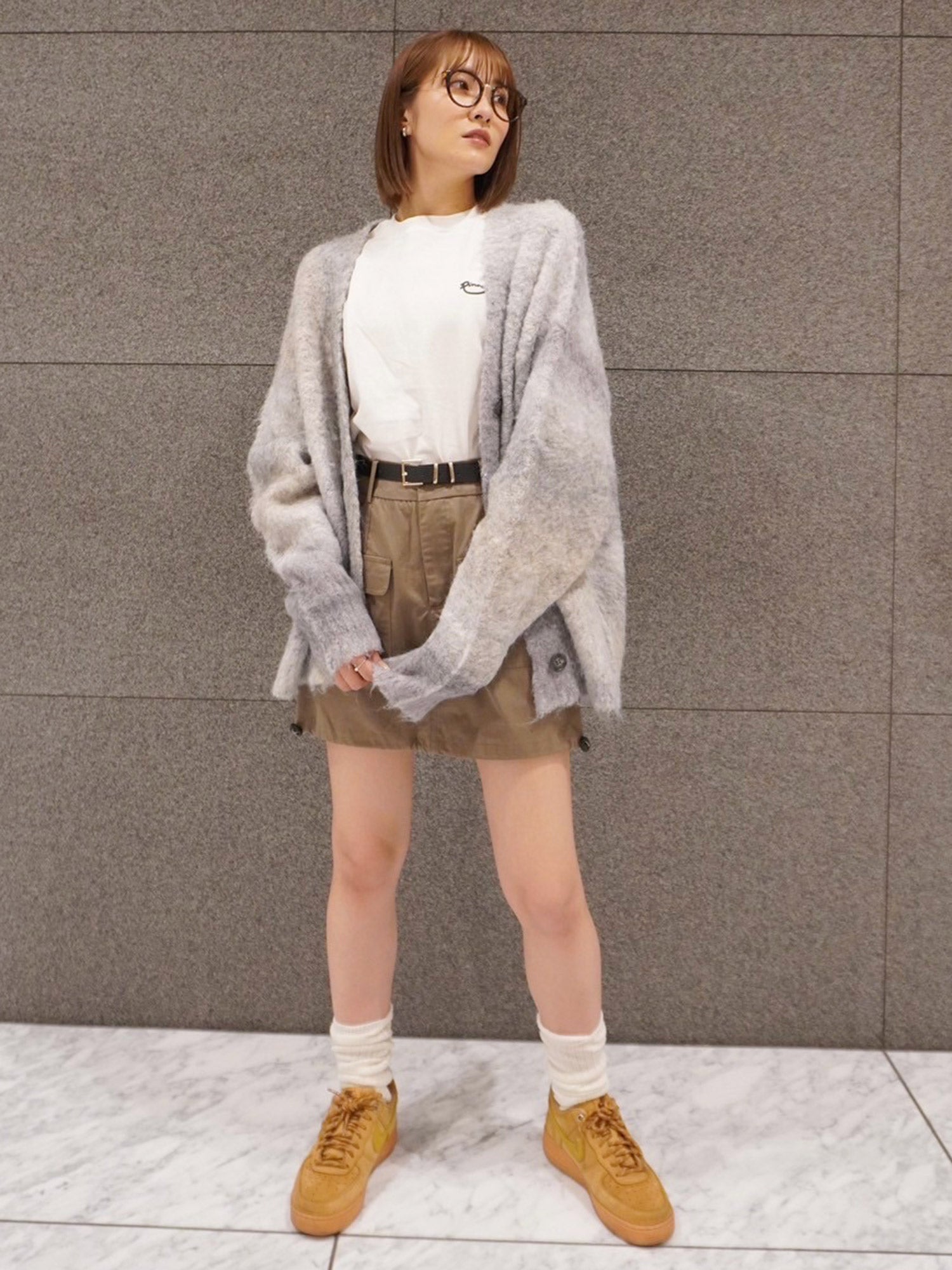 カーゴミニスカート
