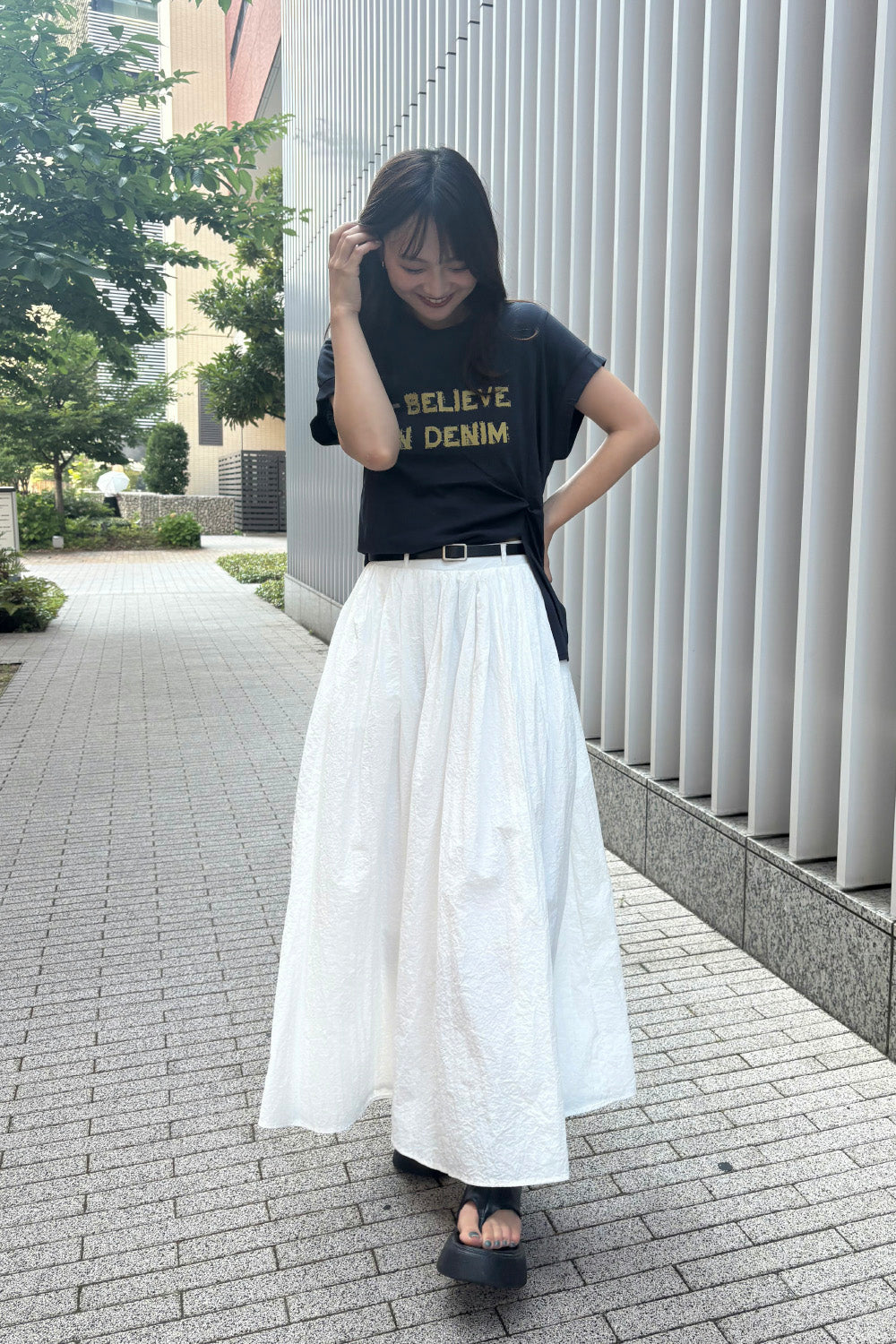 タックデザインロゴTシャツ