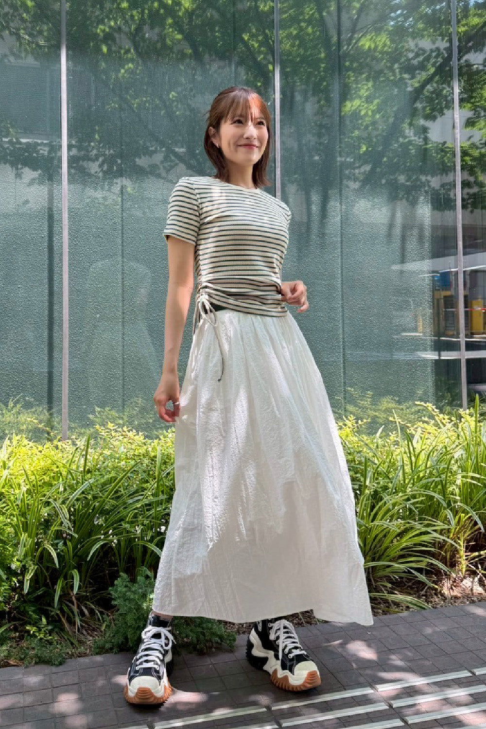 ベルト付きタックロングスカート