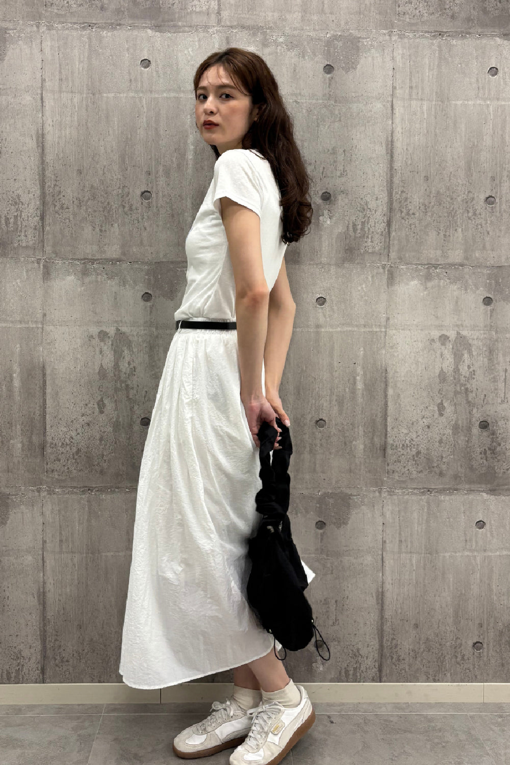 ベルト付きタックロングスカート