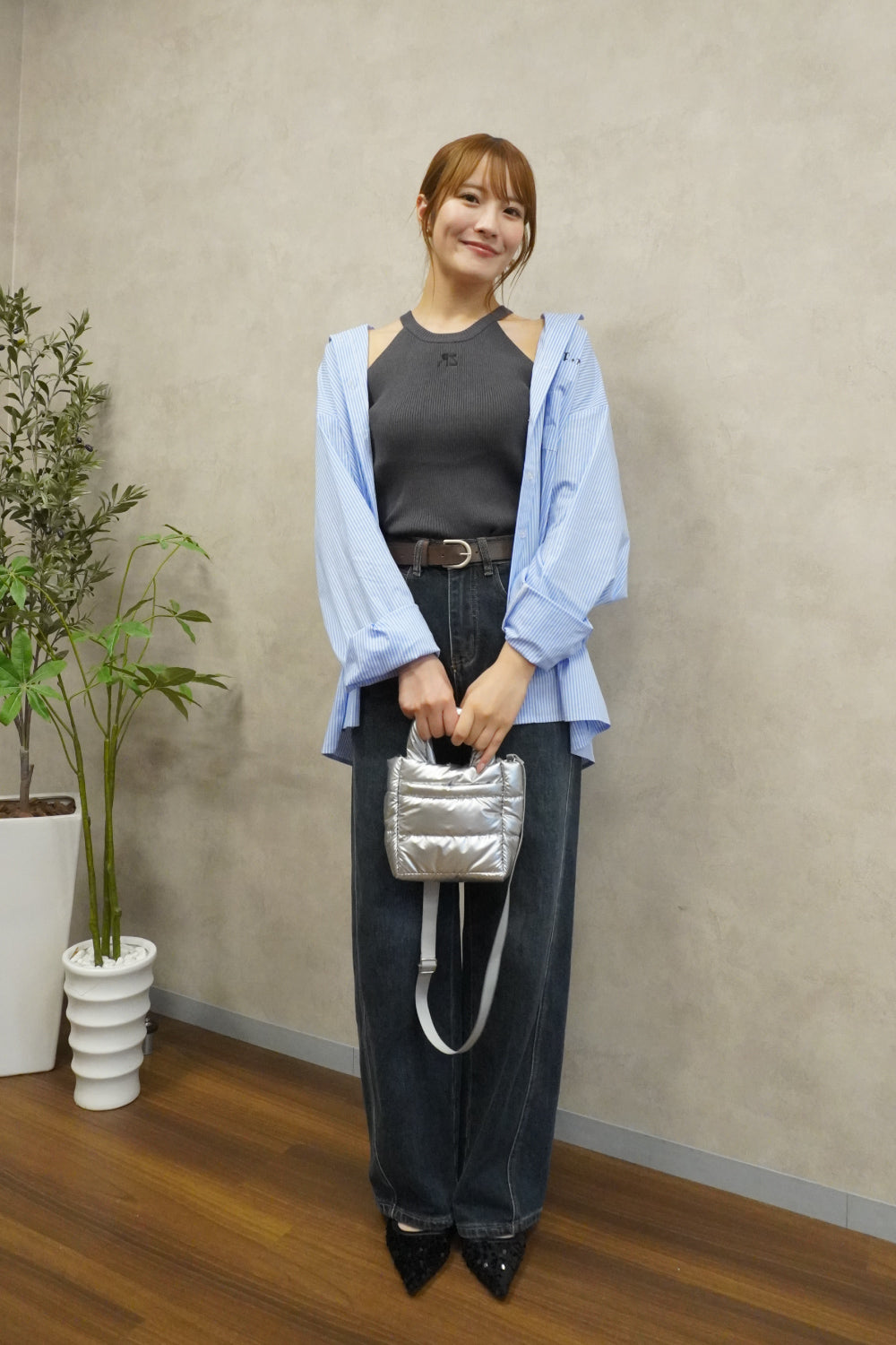 ベルトSETカーヴィーデニムパンツ