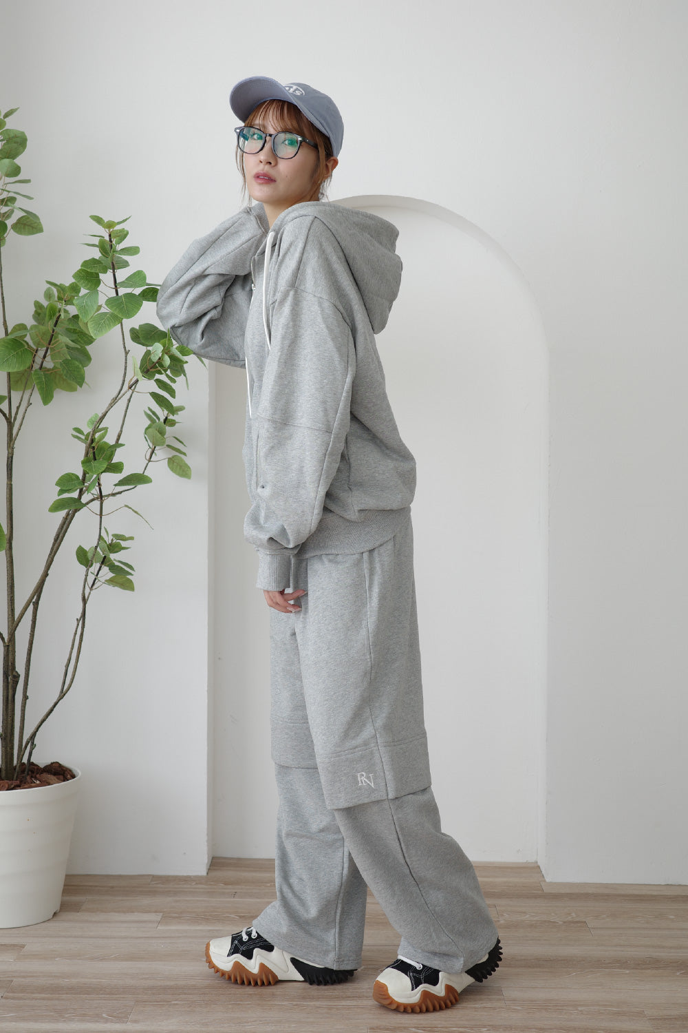 RNスウェットデザインパンツ