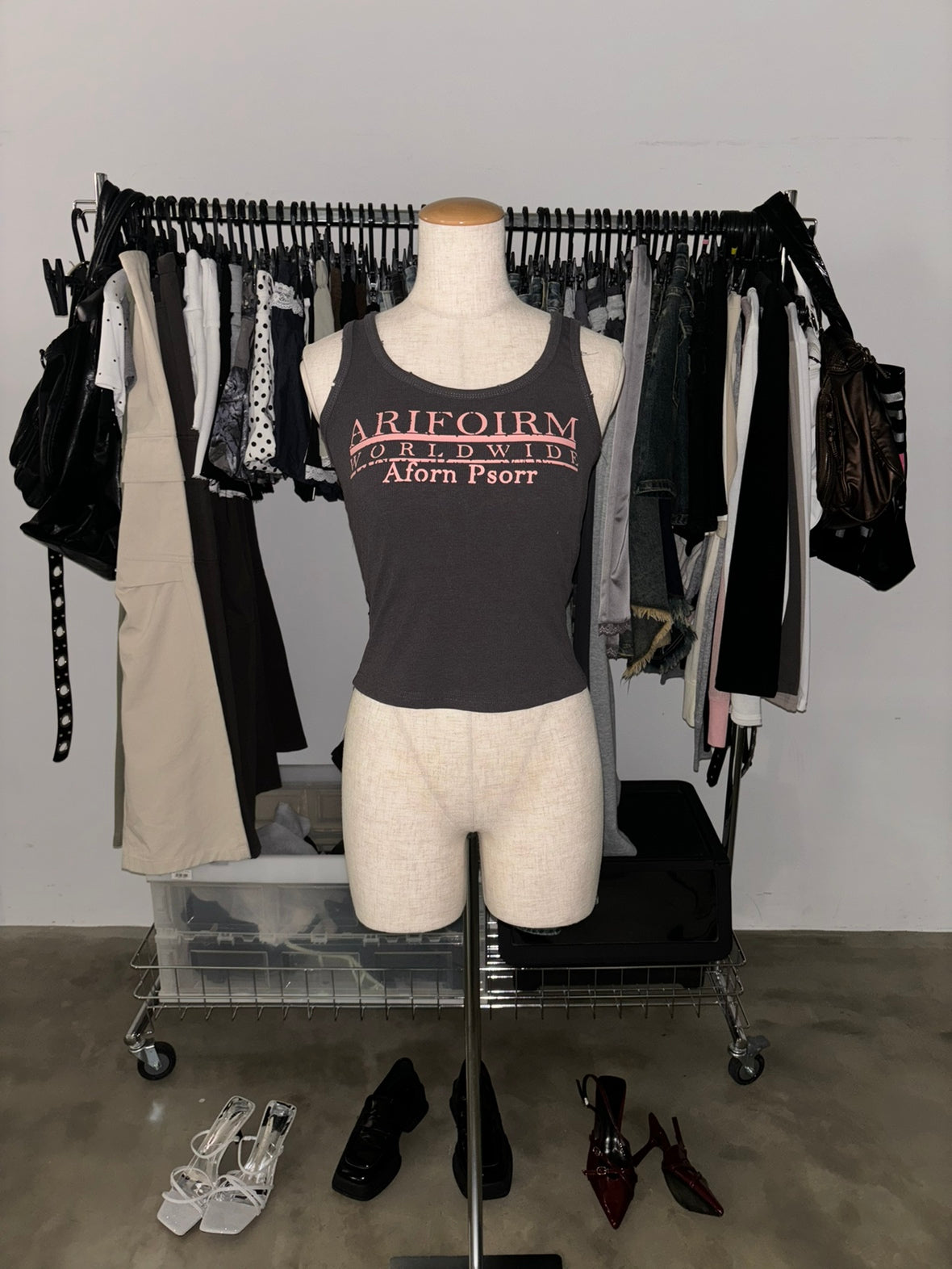 【先行予約商品】ダメージ加工入りタンクトップ