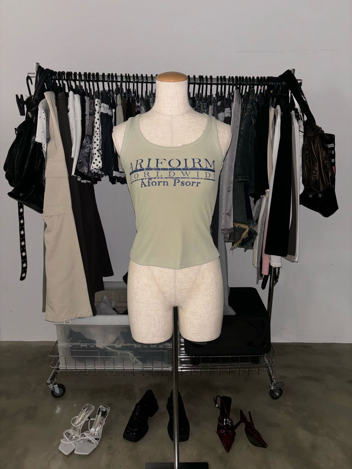 【先行予約商品】ダメージ加工入りタンクトップ