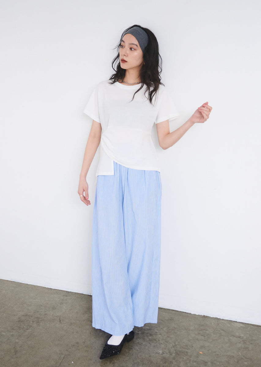 ツイストデザインTシャツ