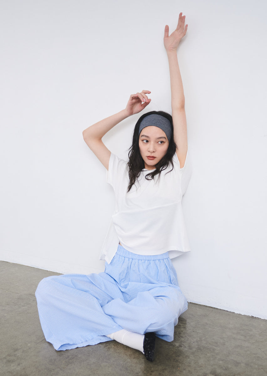 ツイストデザインTシャツ