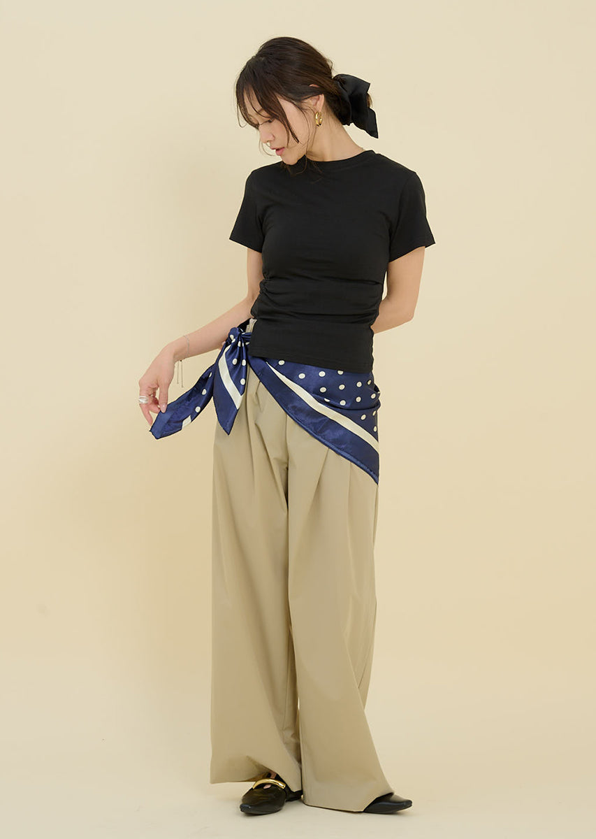 スリットTシャツ