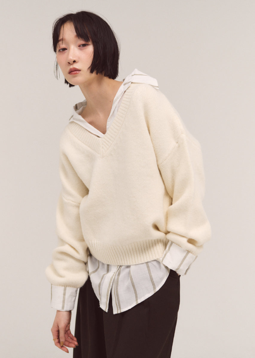 コージーVネックニット