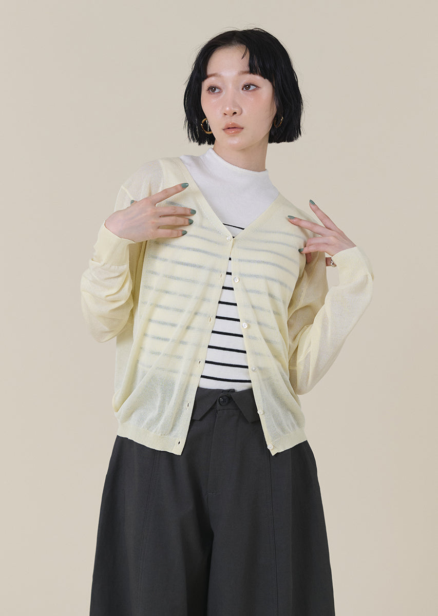 シアーVネックカーディガン