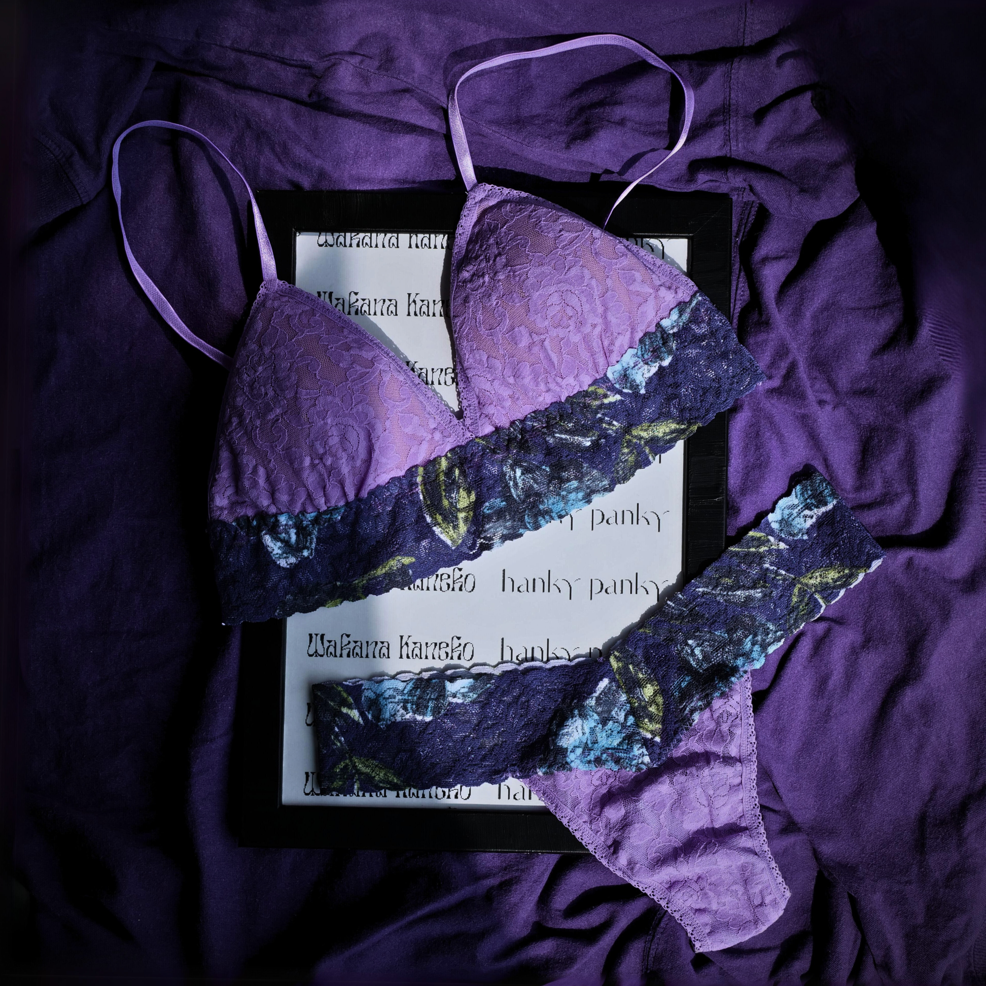 プリンテッド シグニチャー レース ロー ライズ タンガ(hankypanky×Wakana Kaneko)