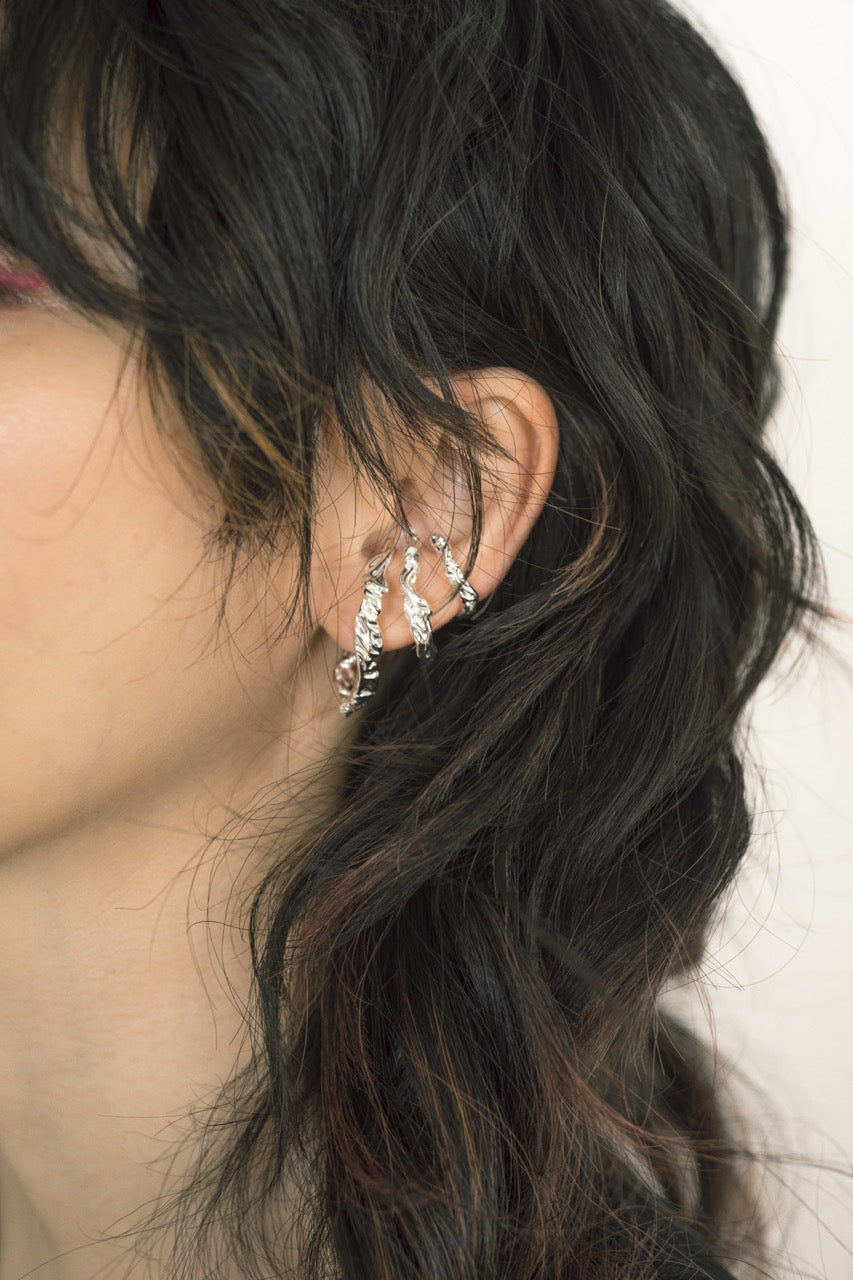 イレギュラーモチーフイヤーカフ