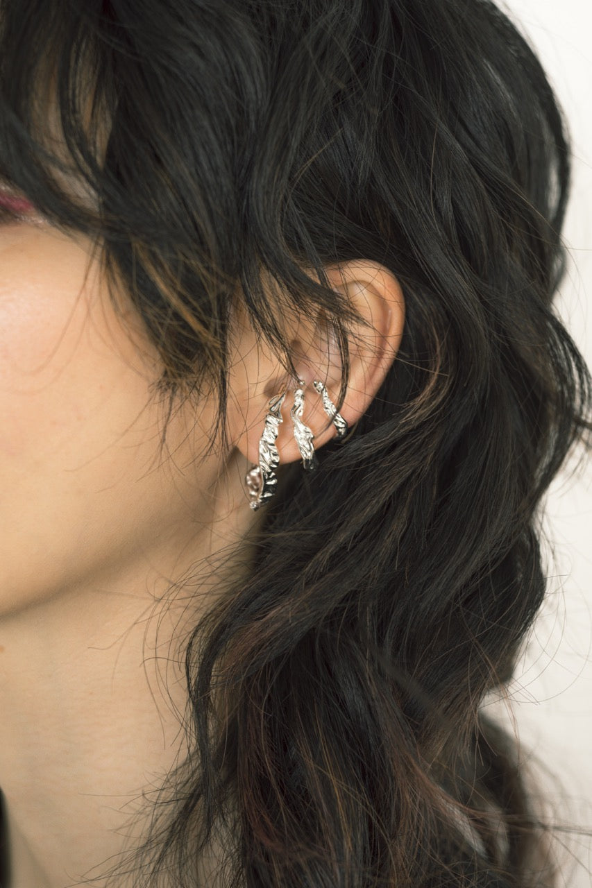 イレギュラーモチーフイヤーカフ