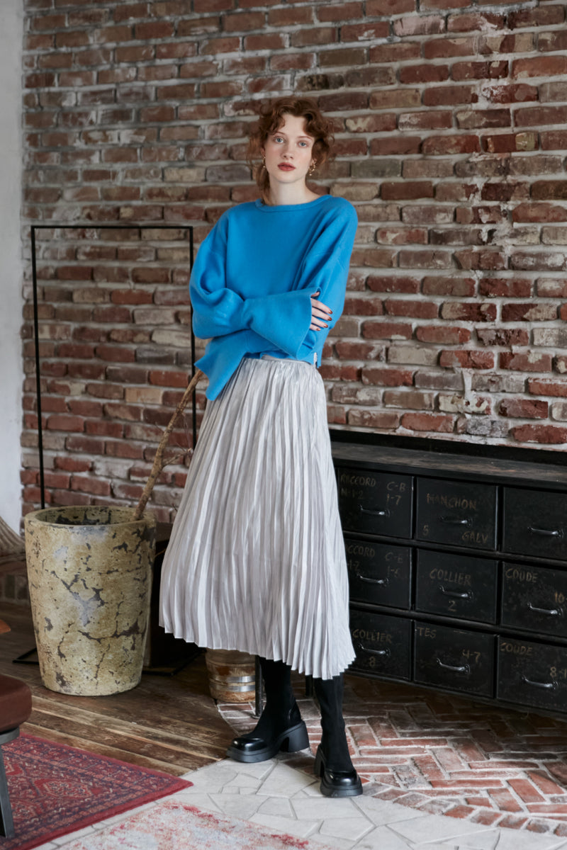 vell sleeve knit