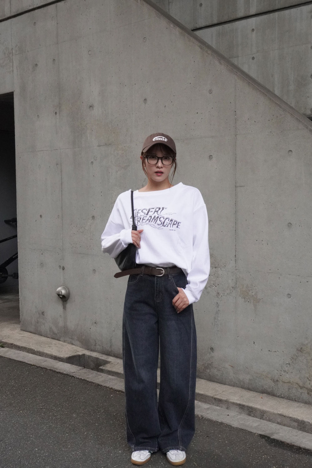 ベルトSETカーヴィーデニムパンツ