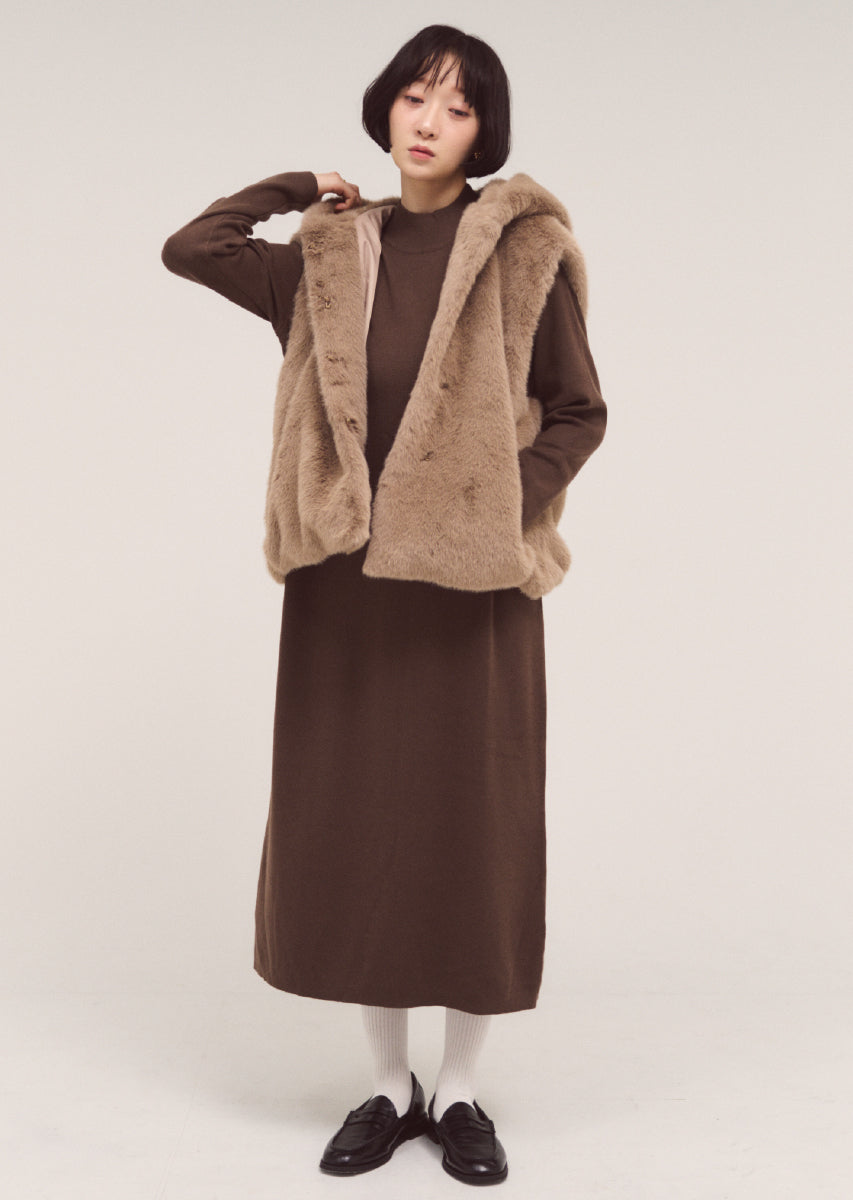 スタンドネックロングワンピース