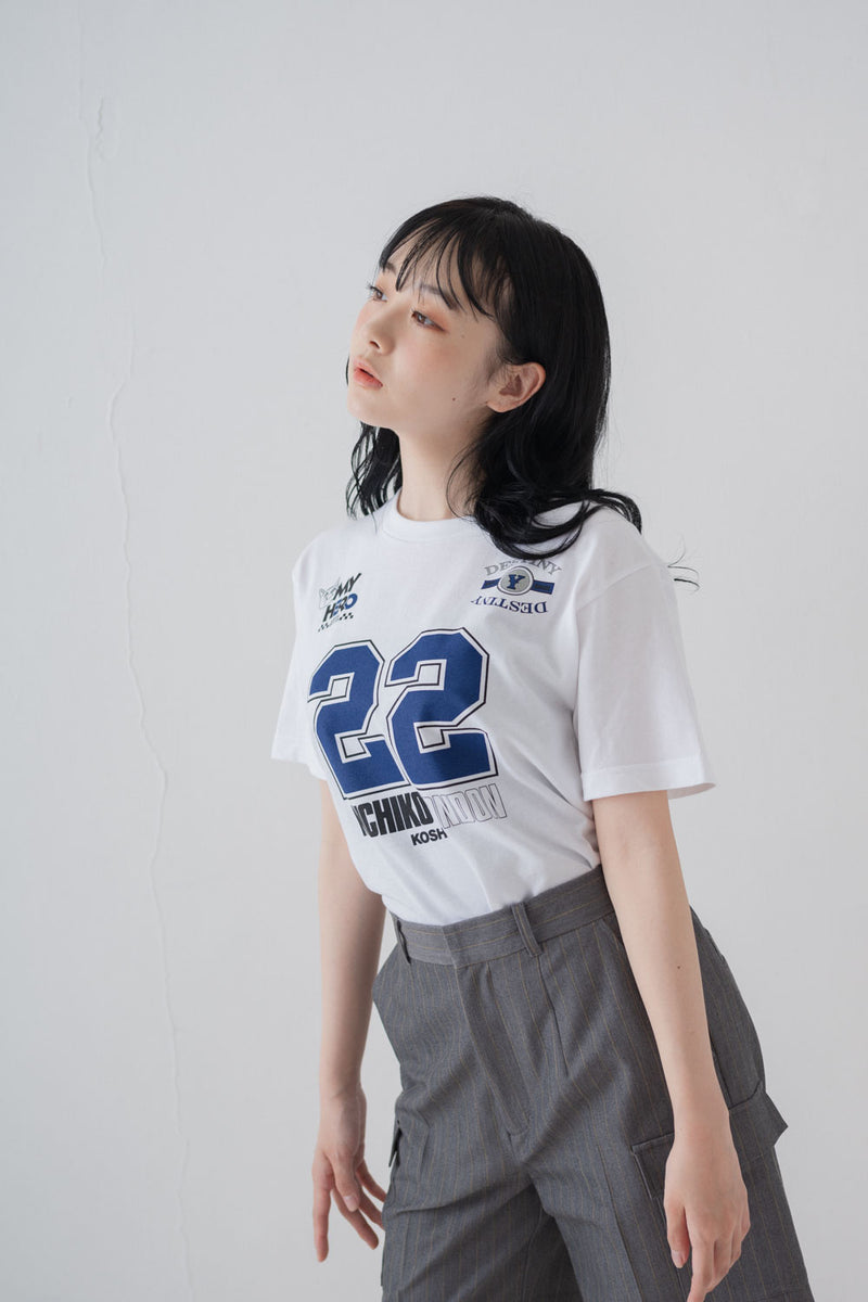 【横山結衣×MICHIKO LONDONコラボ】 ナンバーキャットTシャツ