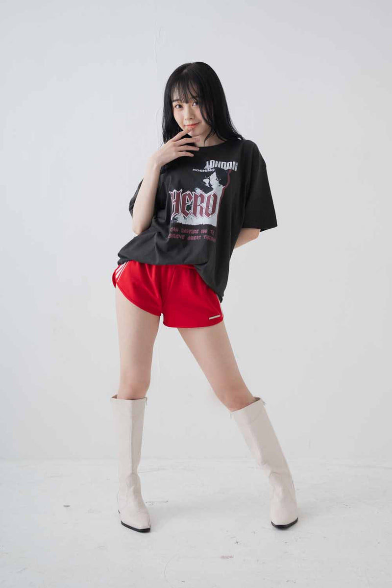 【横山結衣×MICHIKO LONDONコラボ】 オーバーサイズロックTシャツ