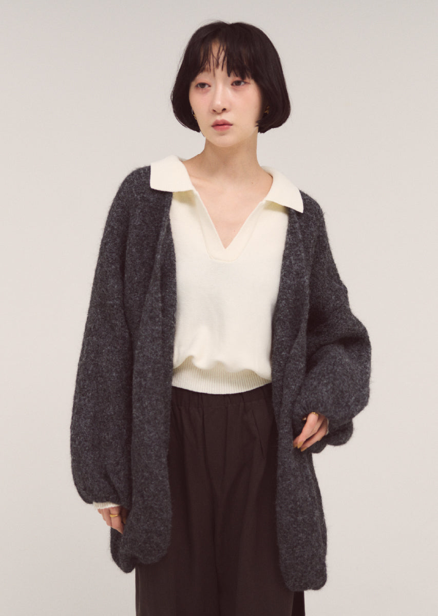 オープンカラーニット