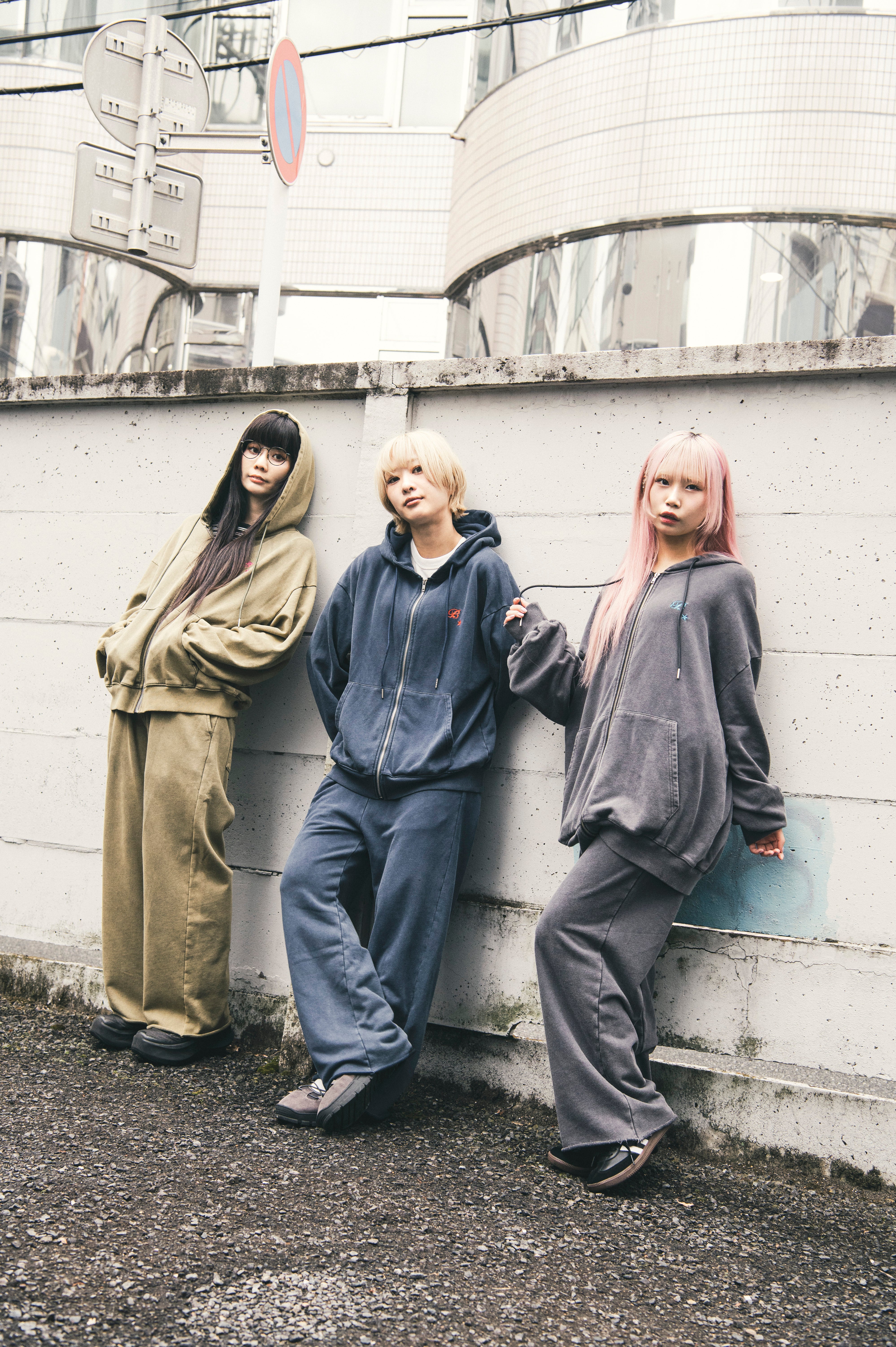B☆ sweat pants