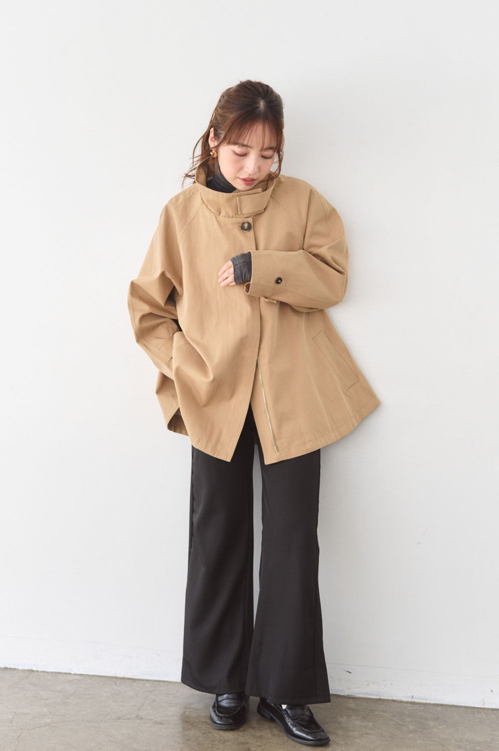 ハイウエストセミフレアパンツ