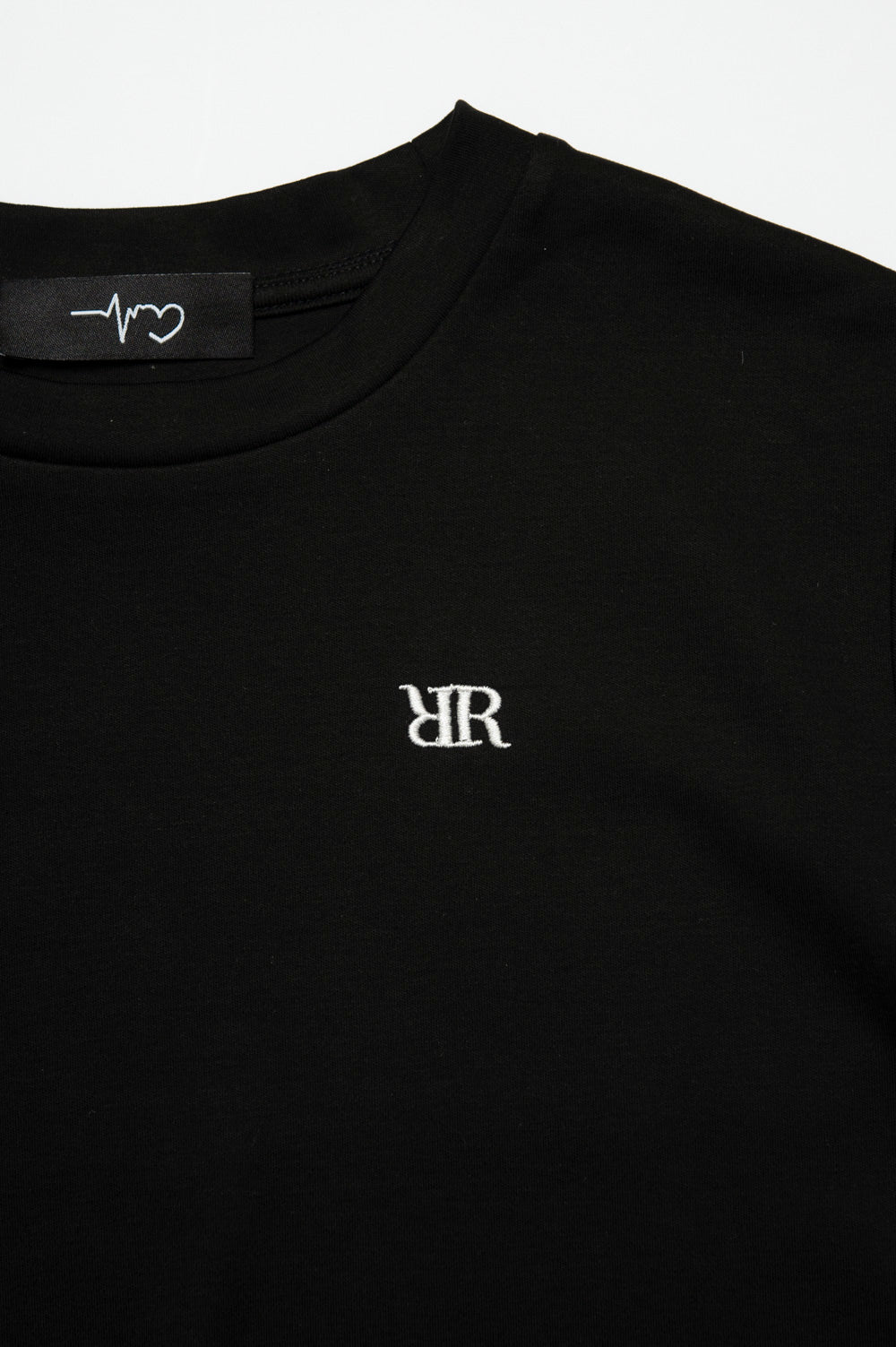 RNワンポイント刺繍クロップドＴシャツ