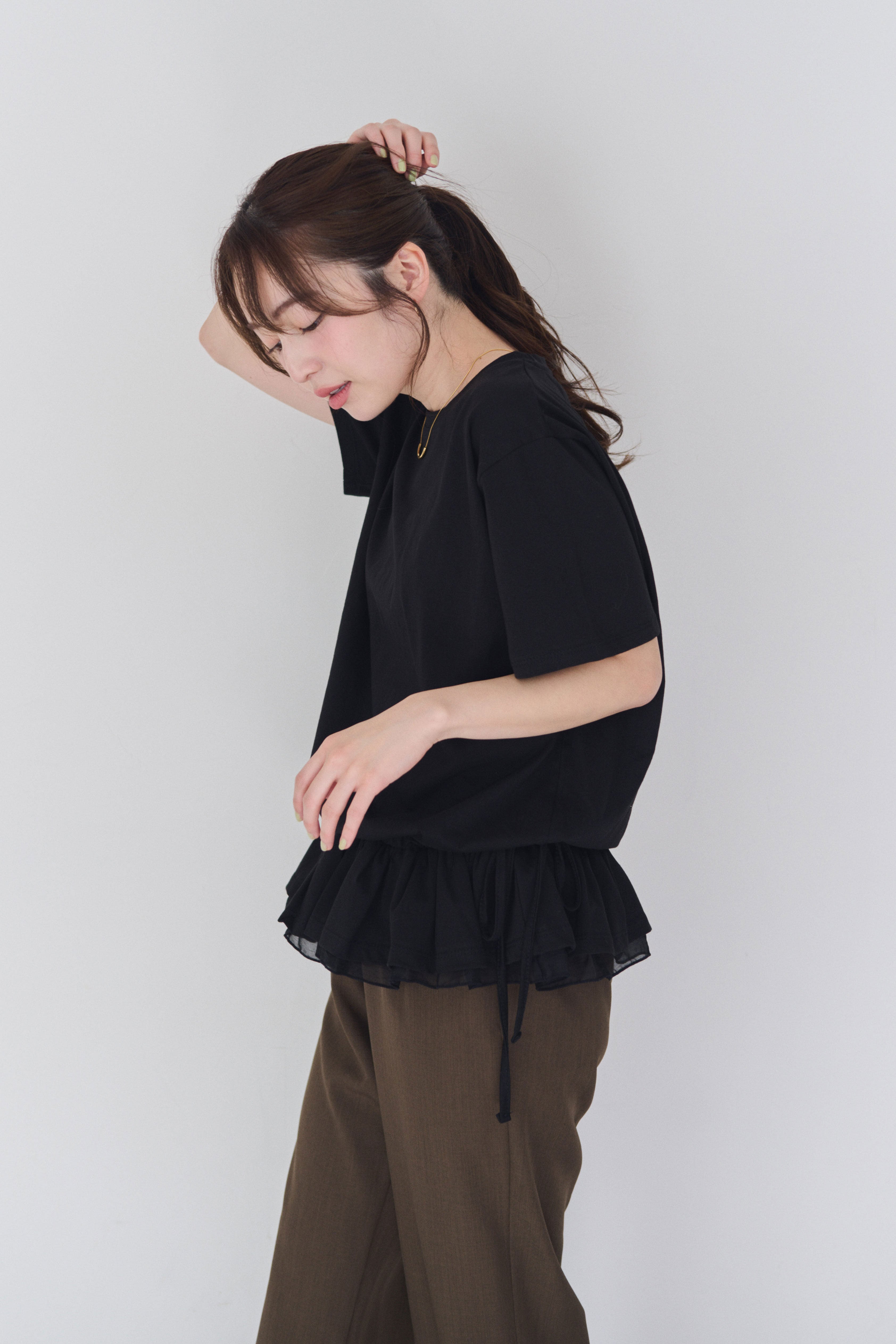 裾フリルリボンTシャツ