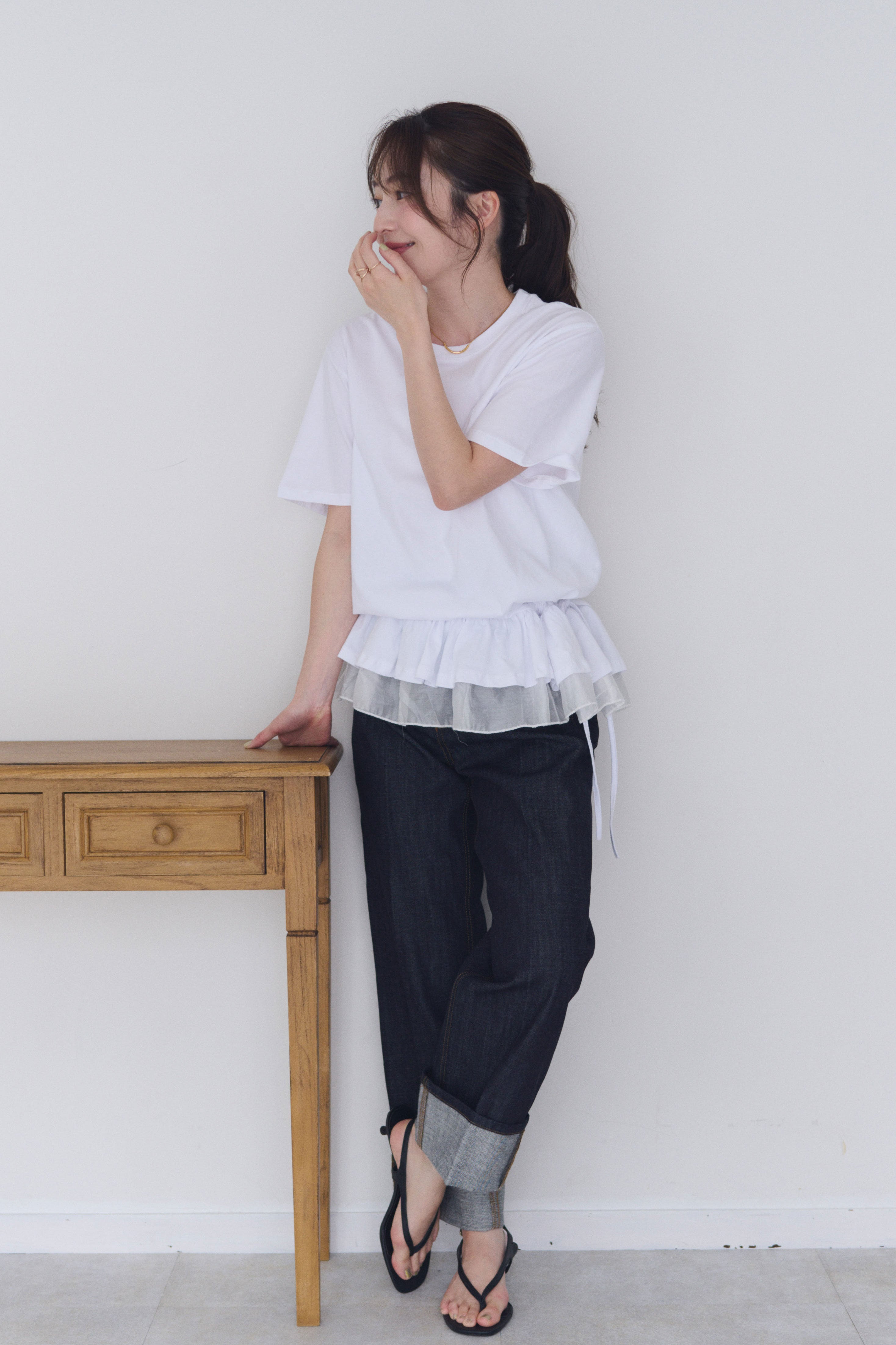 裾フリルリボンTシャツ