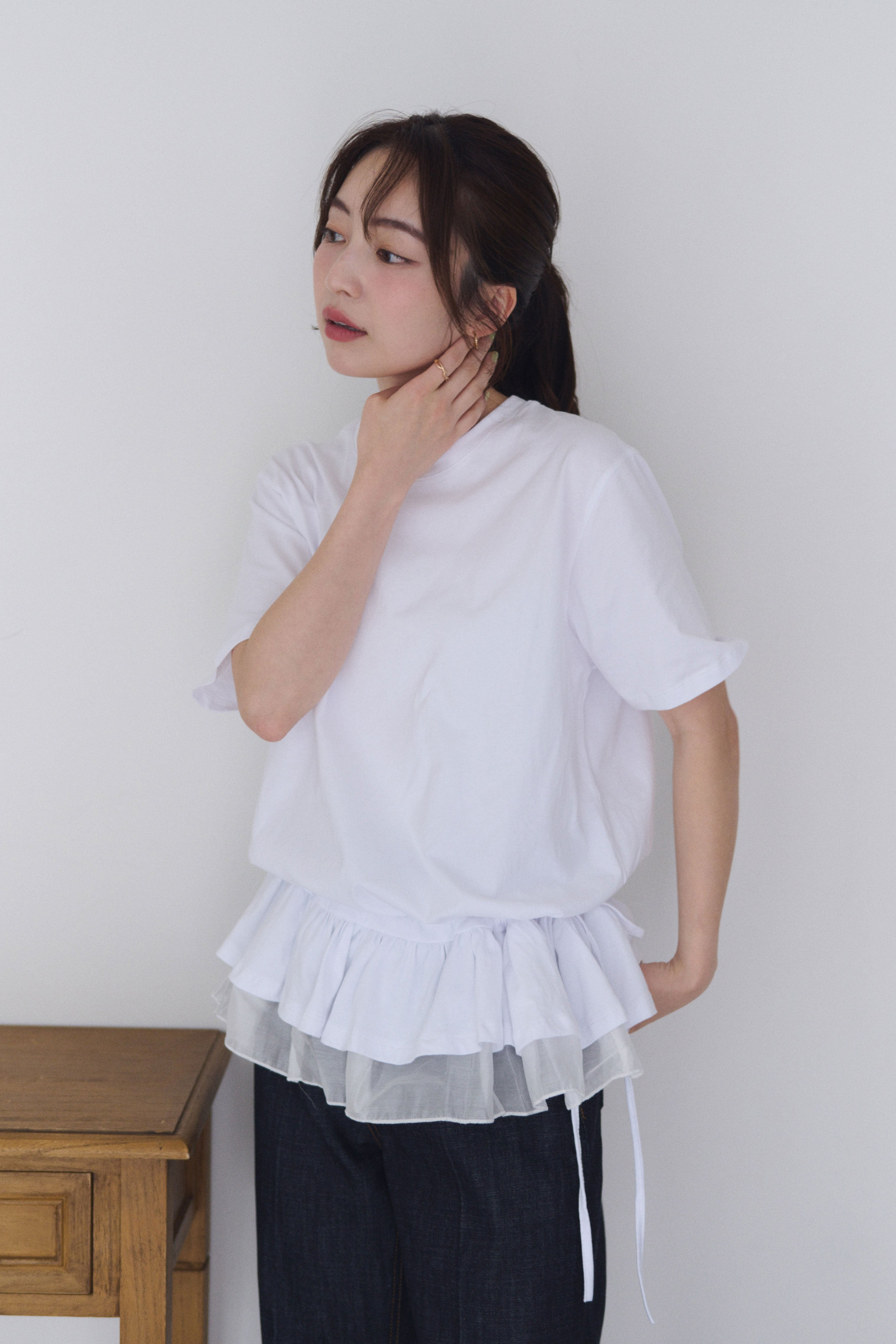 裾フリルリボンTシャツ