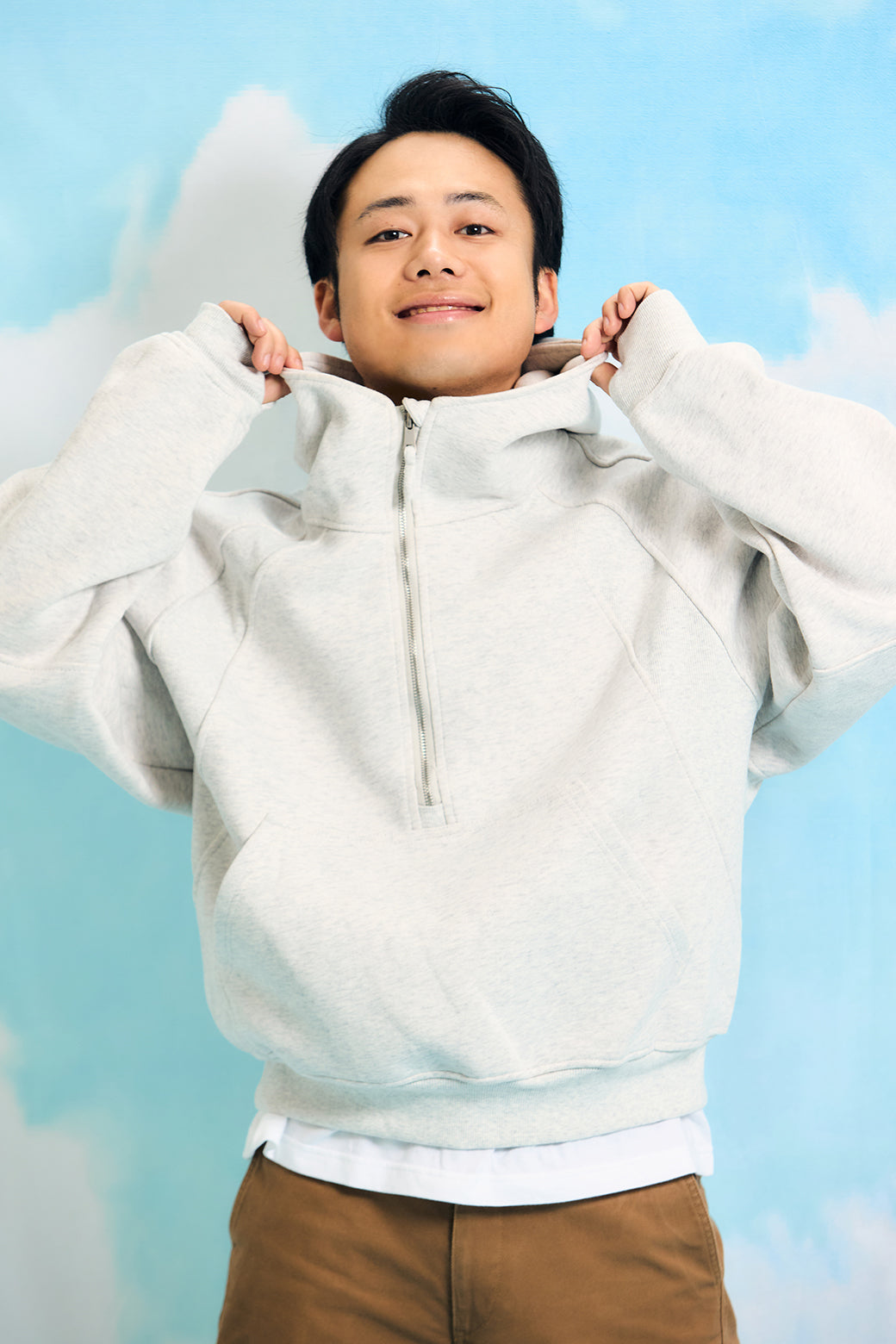 HALF ZIP LOGO HOODIE