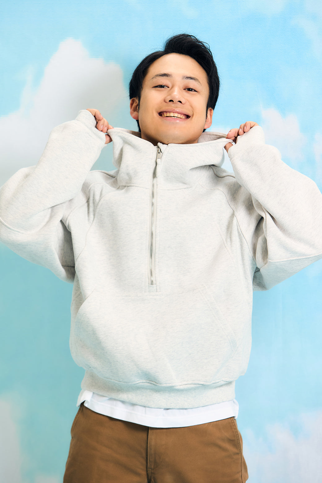 HALF ZIP LOGO HOODIE