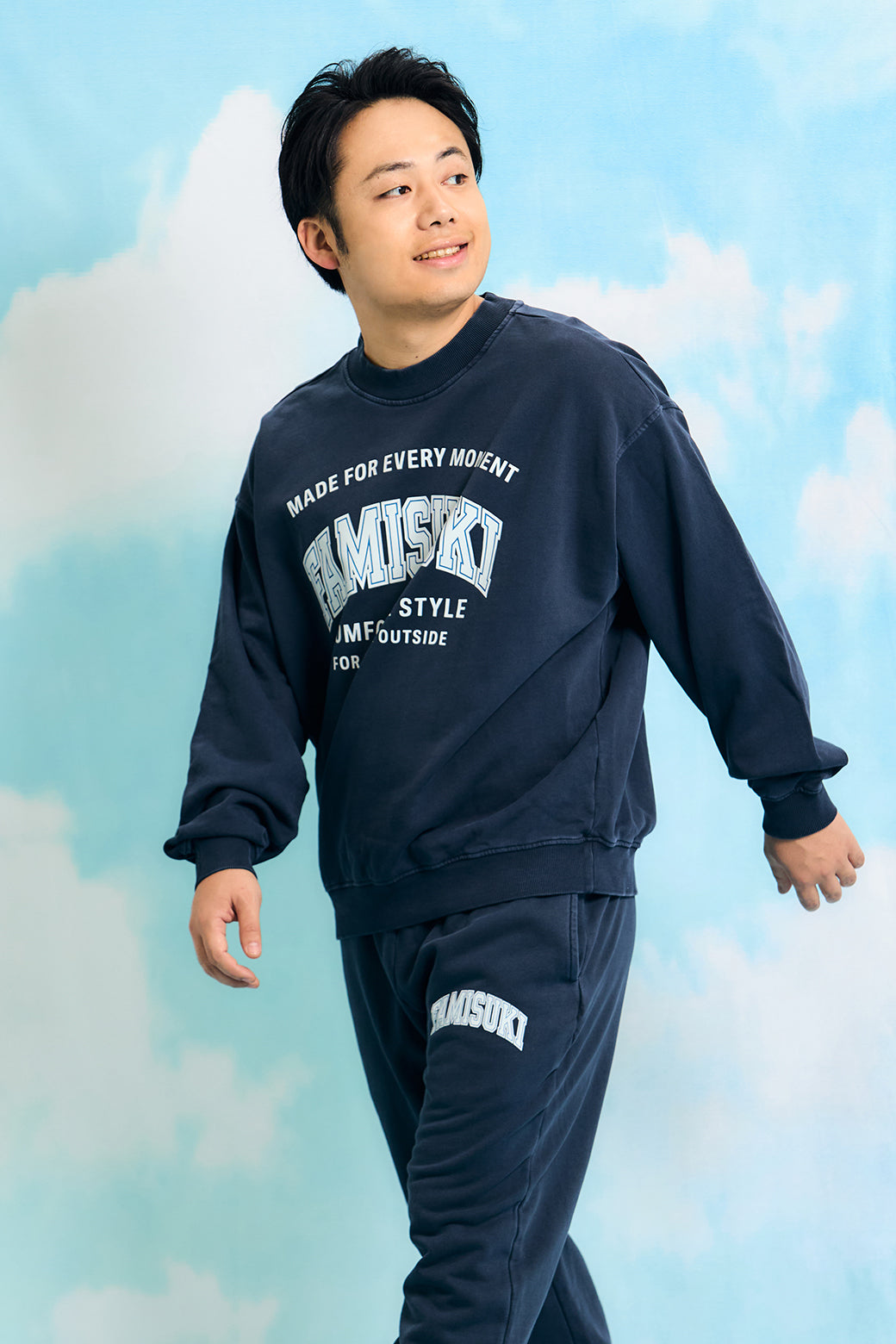 FADE COLLEGE LOGO TOPS