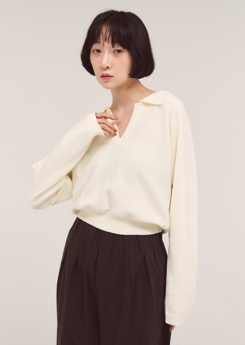 オープンカラーニット