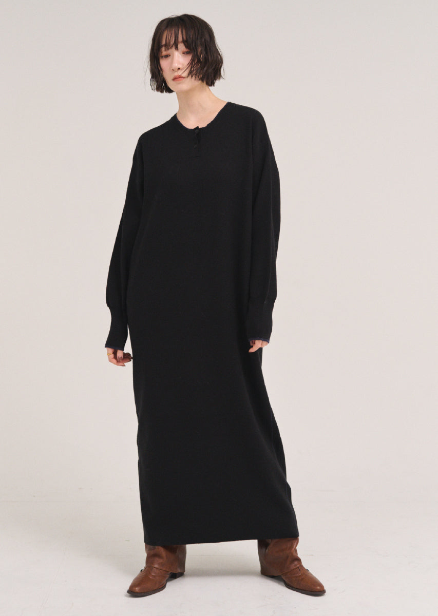 ラインヘンリーネックワンピース