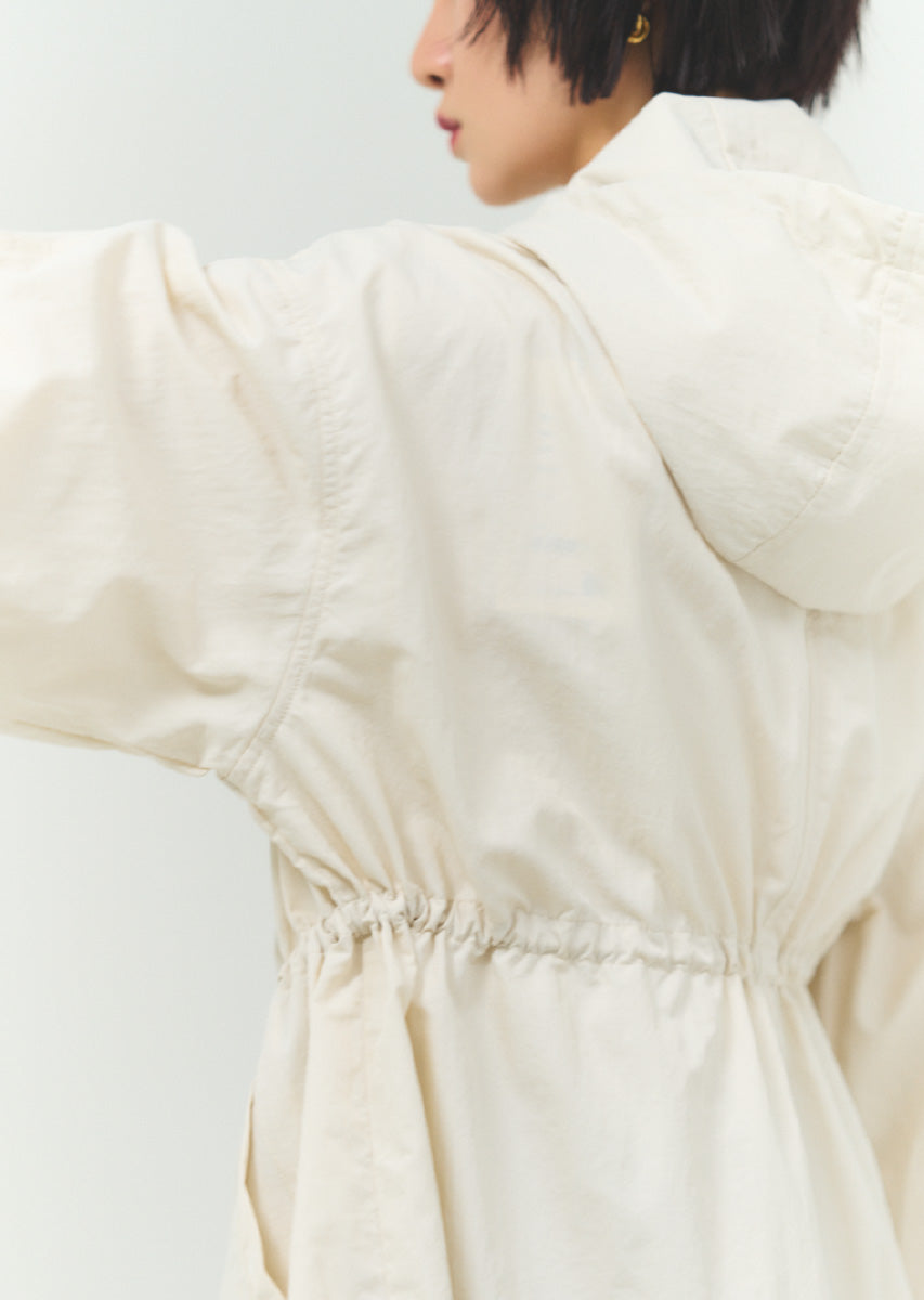 ナイロンミディマウンテンパーカー