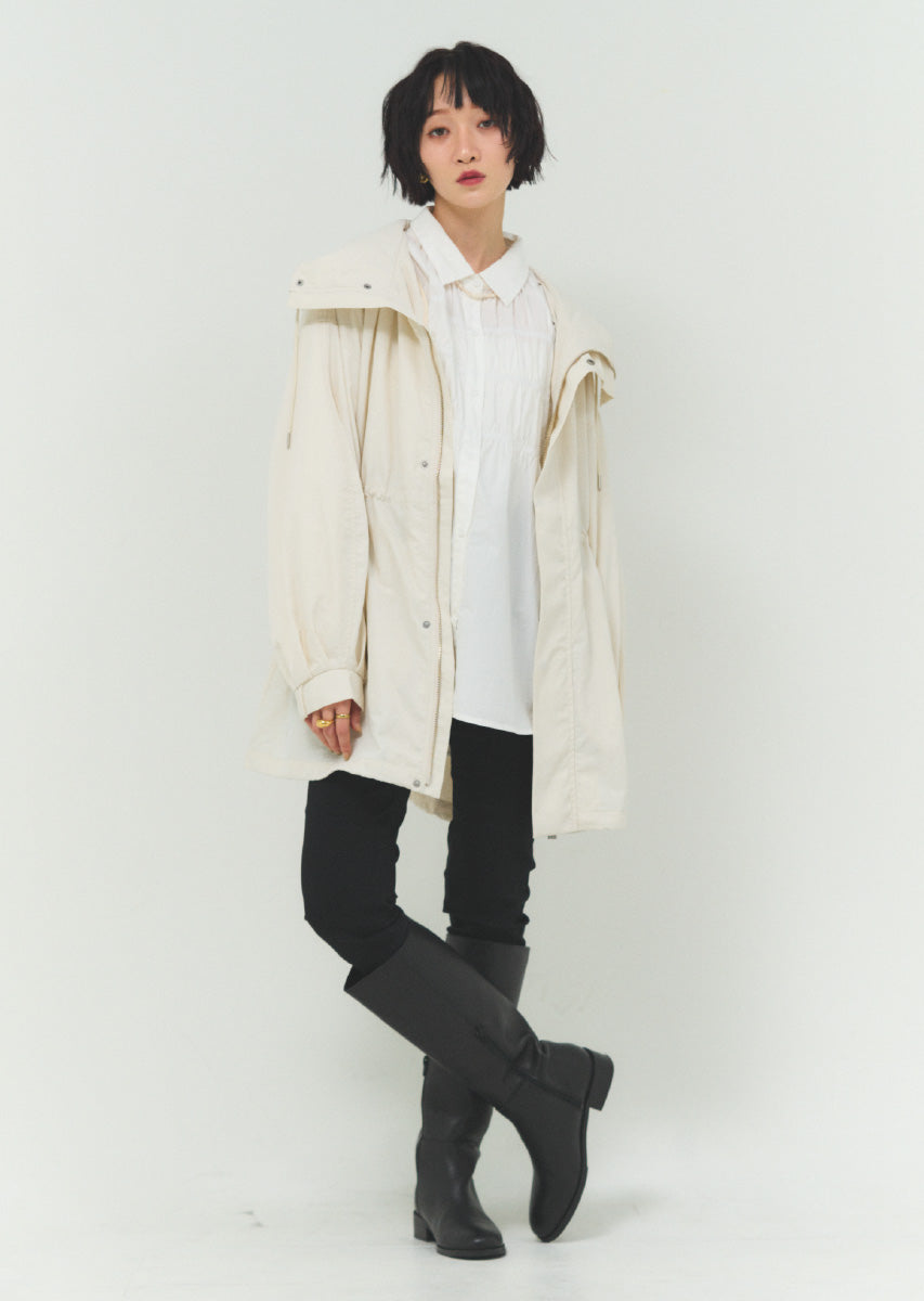 ナイロンミディマウンテンパーカー