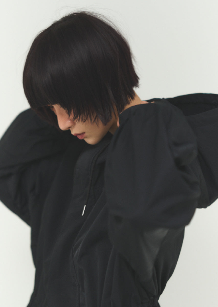 ナイロンミディマウンテンパーカー