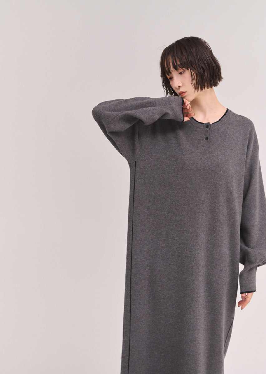ラインヘンリーネックワンピース
