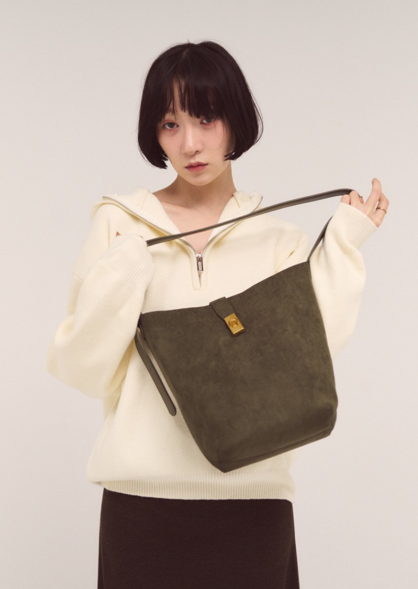 フェイクスエードスクエアバッグ