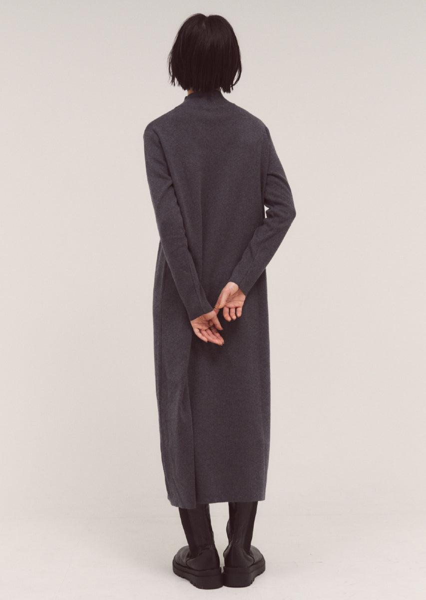 スタンドネックロングワンピース