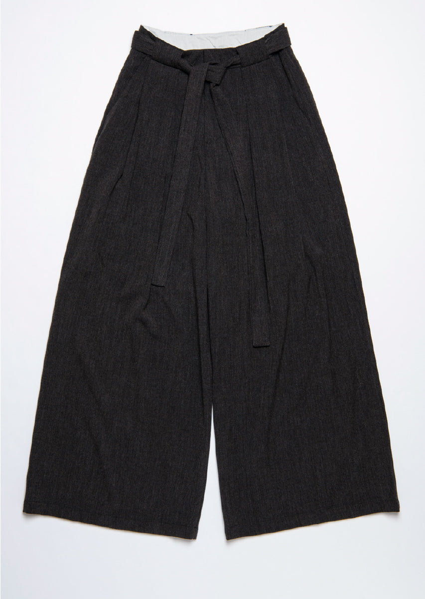 ウールワイドパンツ