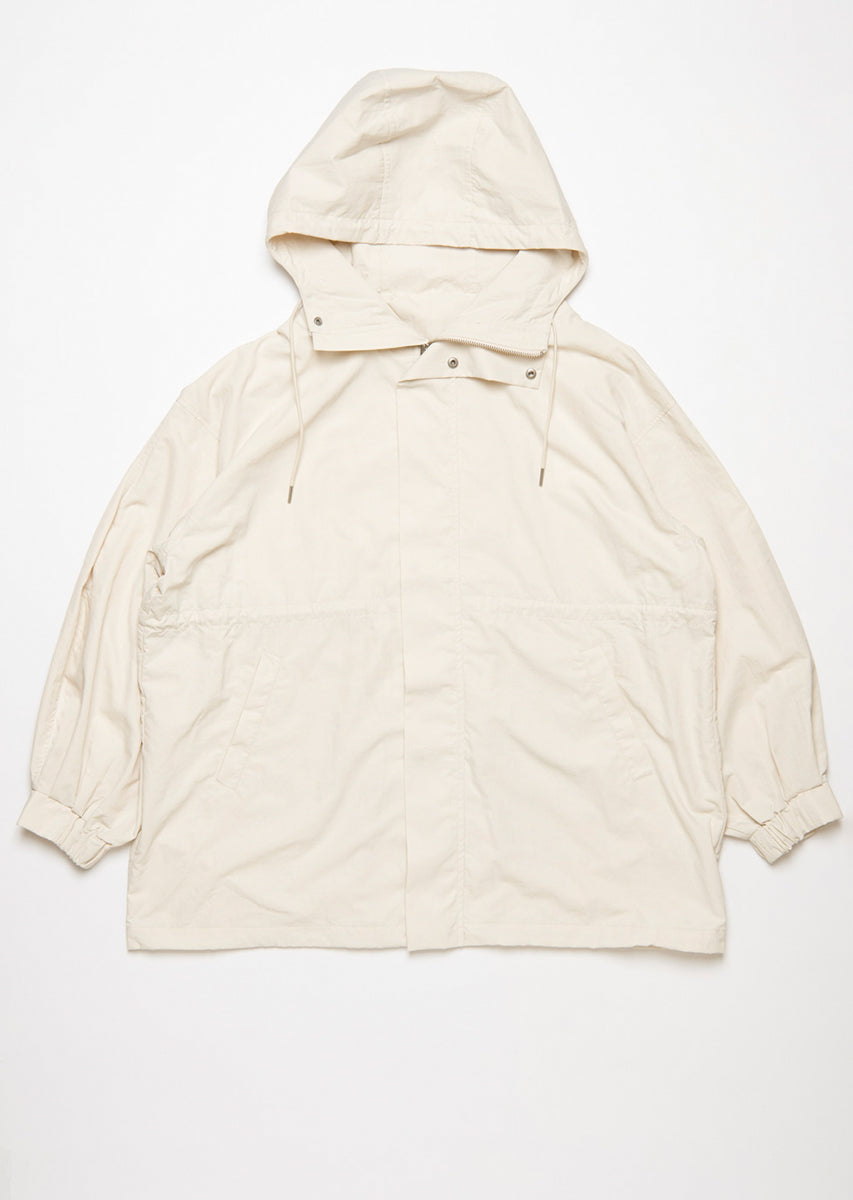 ナイロンミディマウンテンパーカー
