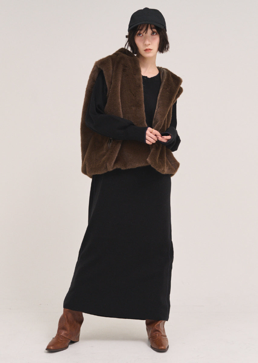 フェイクファーベスト