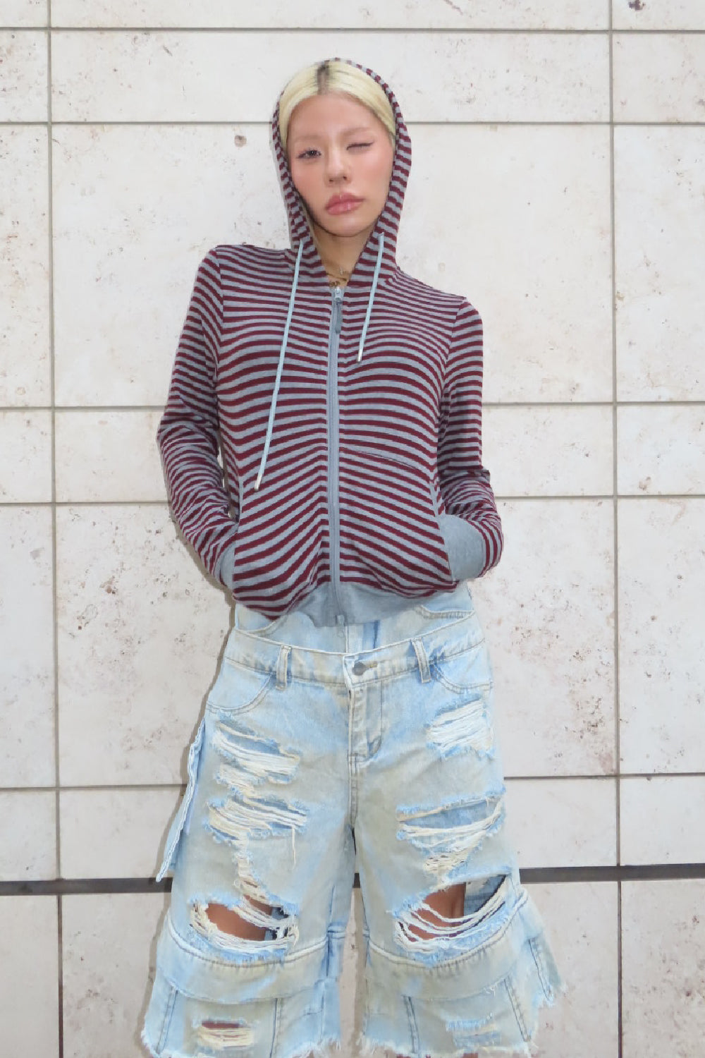 BORDER ZIP HOODIE