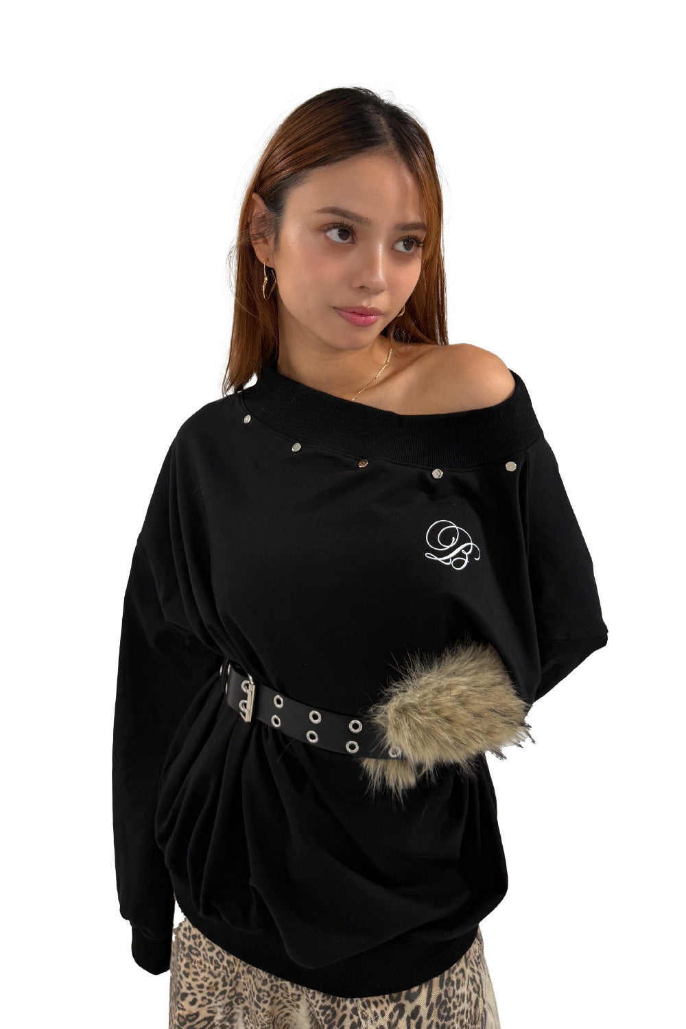 STUDS ONE SHOULDER TOPS