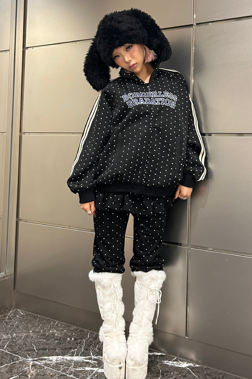 BORDERLESS GRADATION TRACK JACKET