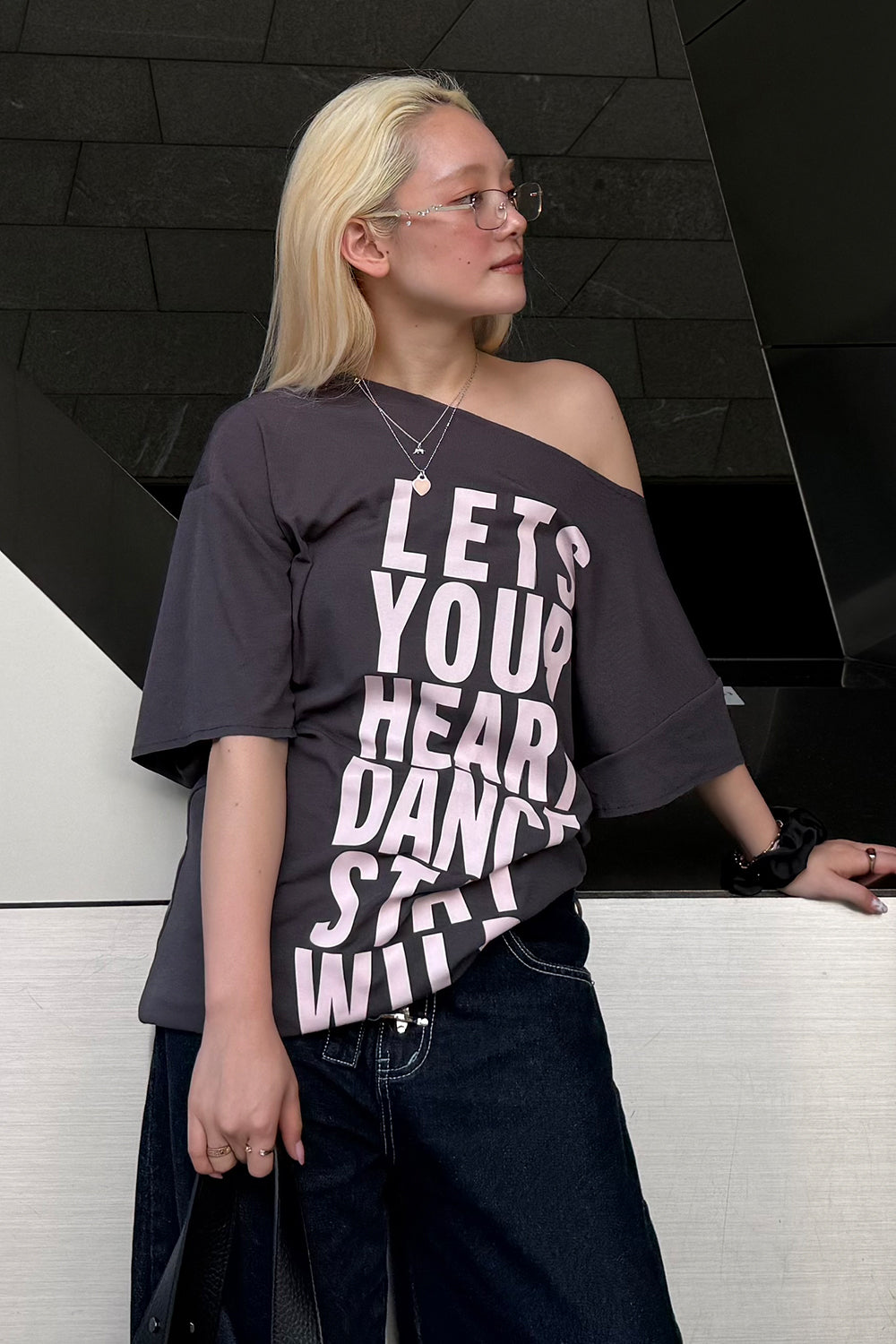 LOGO LOOSE TEE