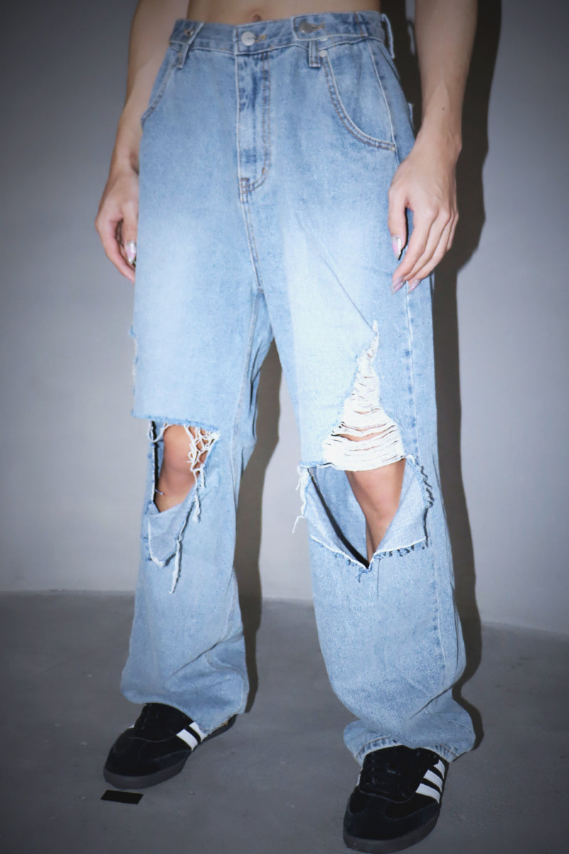 DAMAGE DENIM PANTS