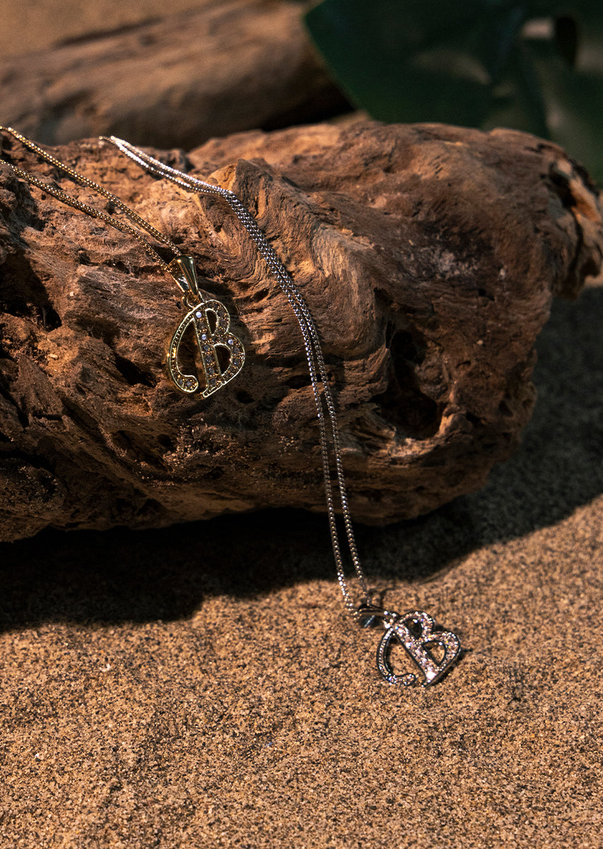 B ICON NECKLACE